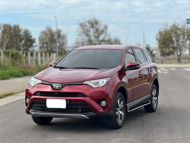 TOYOTA豐田 RAV4  第1張相片