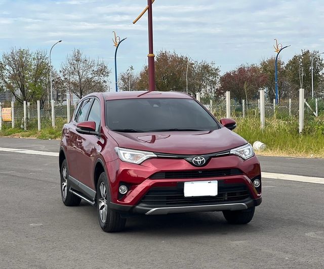 TOYOTA豐田 RAV4  第2張相片