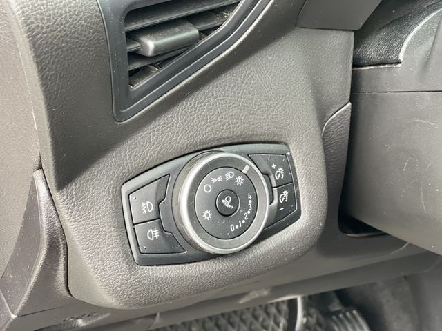 FORD福特 KUGA  第13張相片