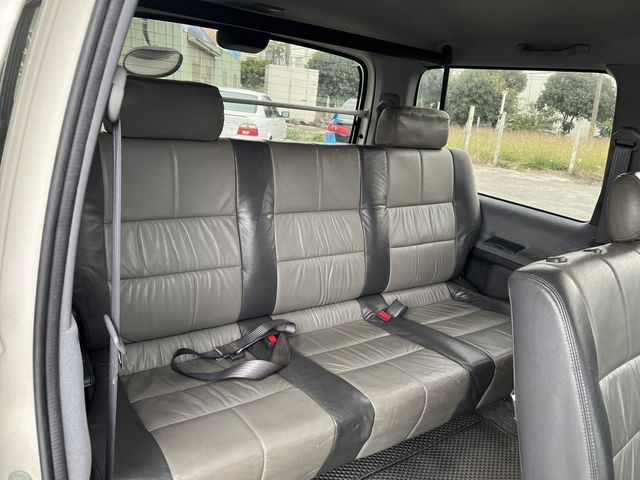 TOYOTA豐田 HIACE  第5張相片