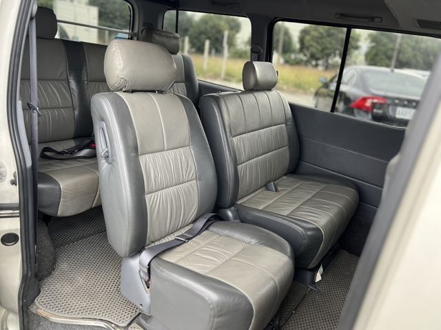 TOYOTA豐田 HIACE  第6張相片