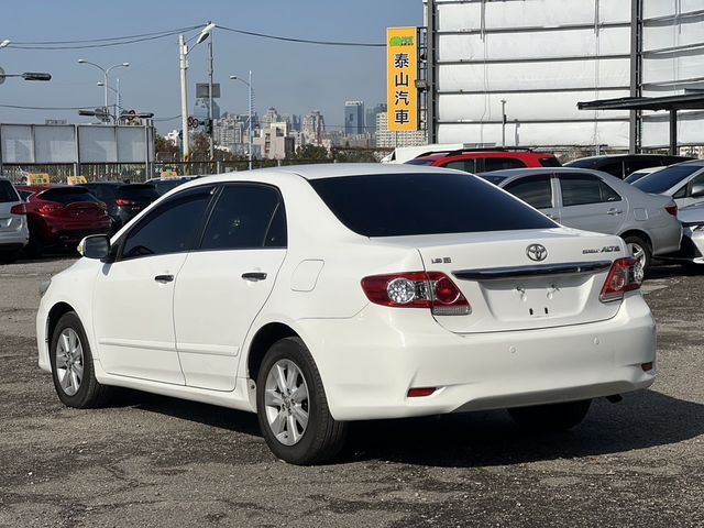 TOYOTA豐田 ALTIS  第4張相片
