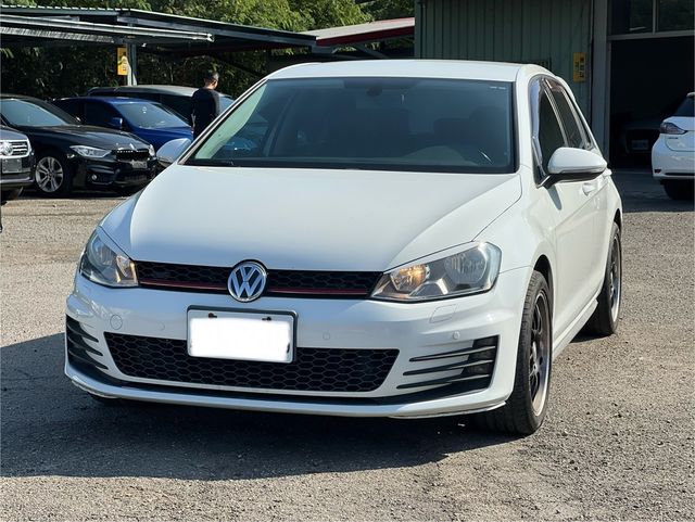 VOLKSWAGEN福斯 GOLF  第1張相片