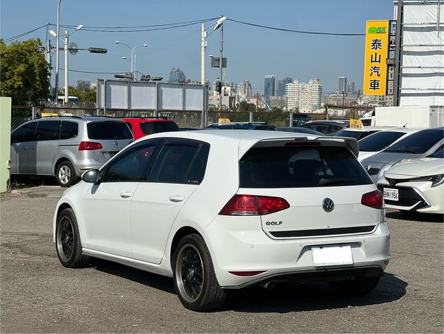 VOLKSWAGEN福斯 GOLF  第4張相片