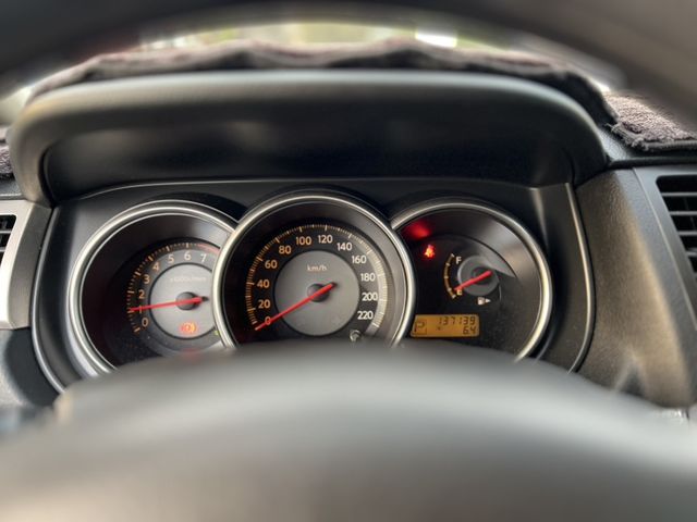 NISSAN日產 TIIDA  第15張相片