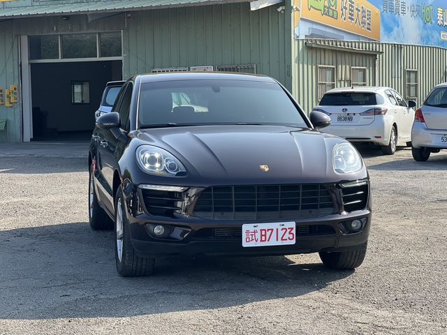 PORSCHE保時捷 MACAN  第3張相片