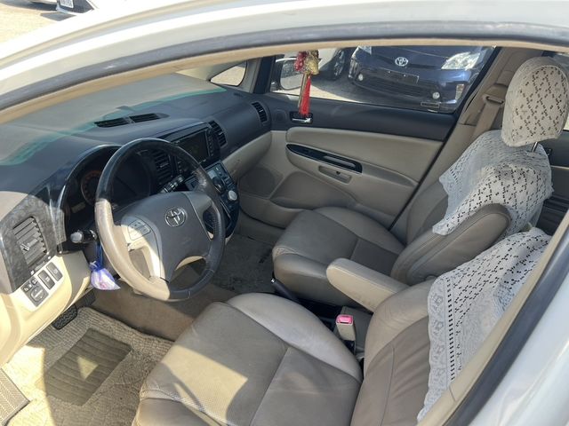 TOYOTA豐田 WISH  第9張相片