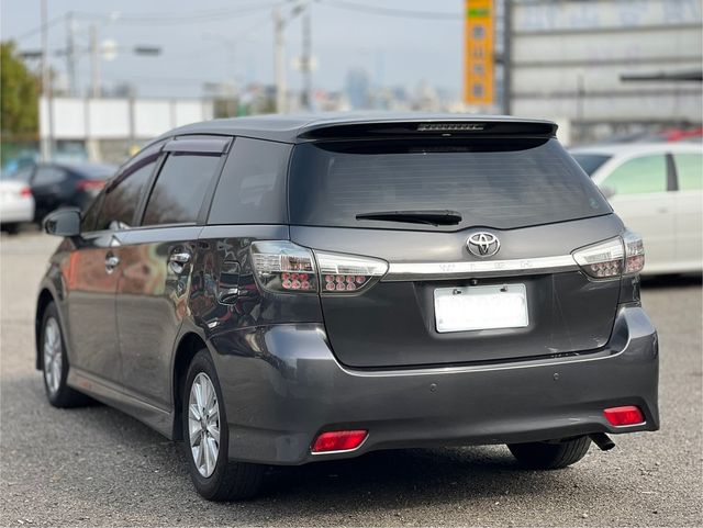 TOYOTA豐田 WISH  第7張相片