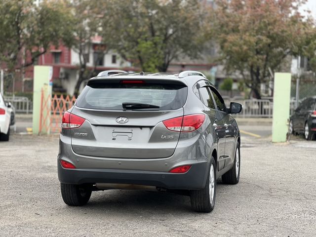 HYUNDAI現代 IX35  第4張相片