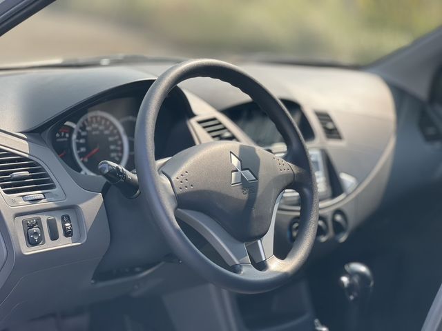 MITSUBISHI三菱 ZINGER  第9張相片