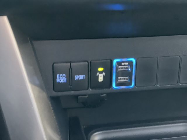 TOYOTA豐田 RAV4  第11張相片