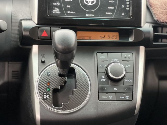TOYOTA豐田 WISH  第10張相片