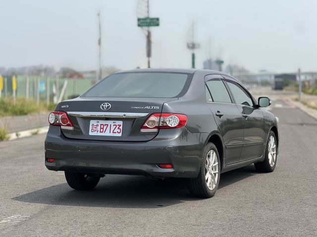 TOYOTA豐田 ALTIS  第3張相片