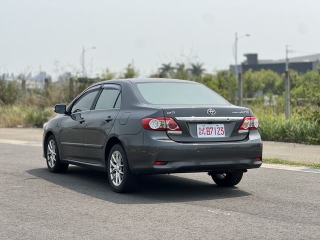 TOYOTA豐田 ALTIS  第4張相片