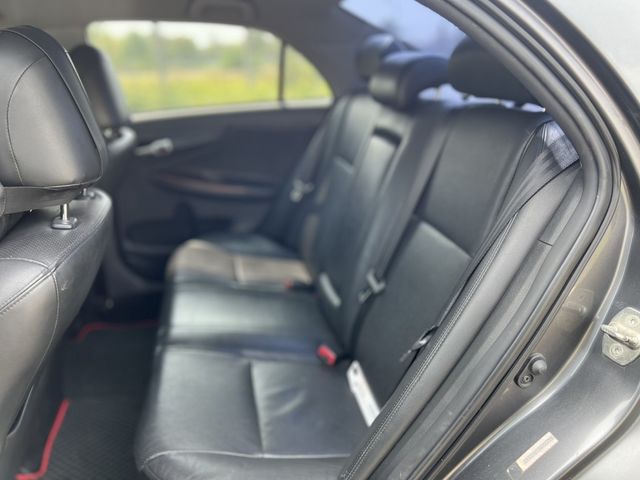 TOYOTA豐田 ALTIS  第5張相片