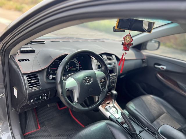 TOYOTA豐田 ALTIS  第7張相片