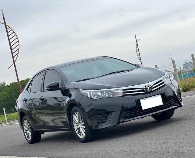 TOYOTA豐田 ALTIS  第3張相片