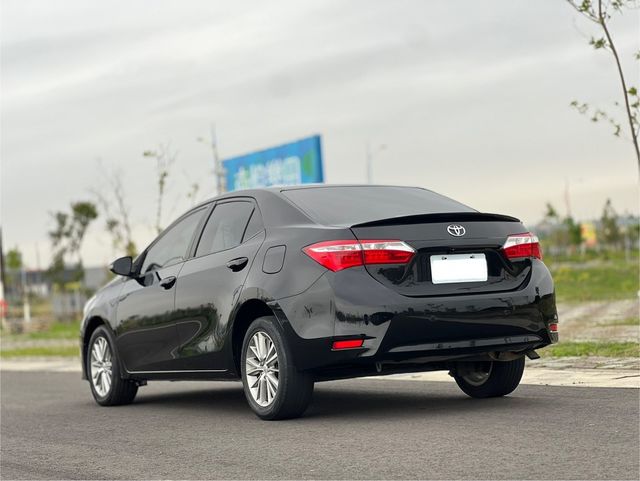 TOYOTA豐田 ALTIS  第6張相片