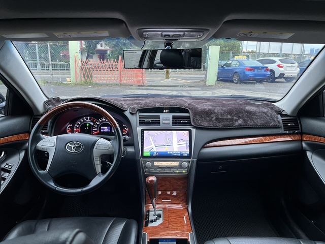 TOYOTA豐田 CAMRY  第6張相片