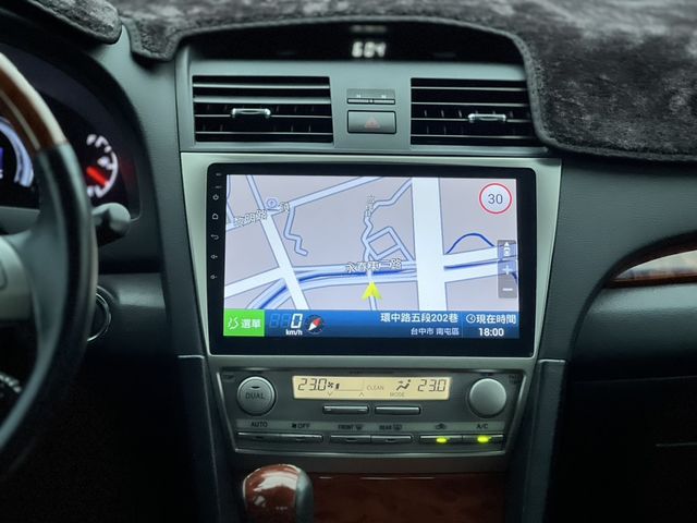 TOYOTA豐田 CAMRY  第7張相片