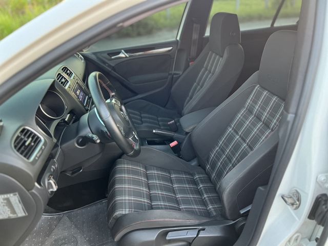 VOLKSWAGEN福斯 GOLF GTI  第10張相片