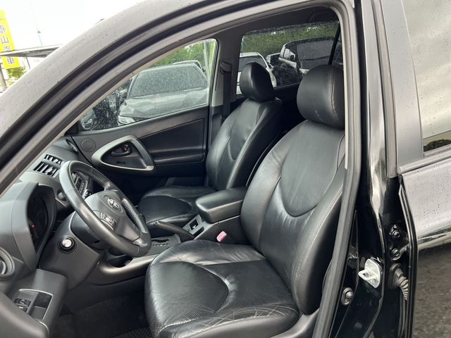 TOYOTA豐田 RAV4  第10張相片