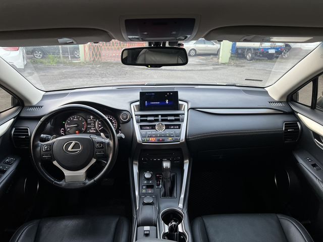 LEXUS凌志 NX200T  第8張相片
