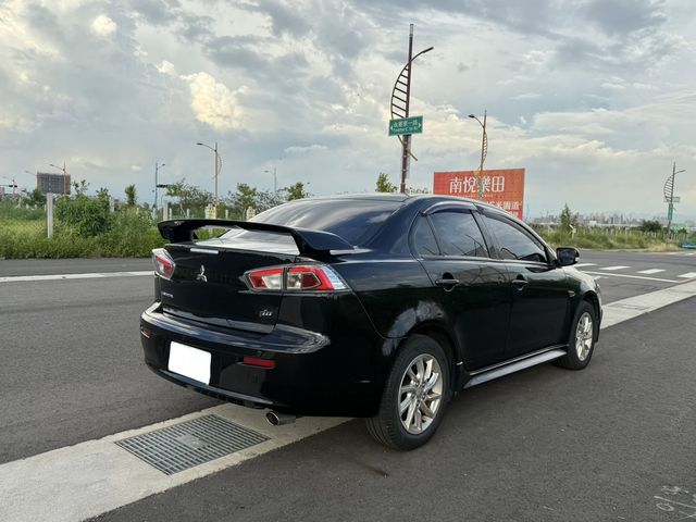 MITSUBISHI三菱 LANCER IO  第2張相片