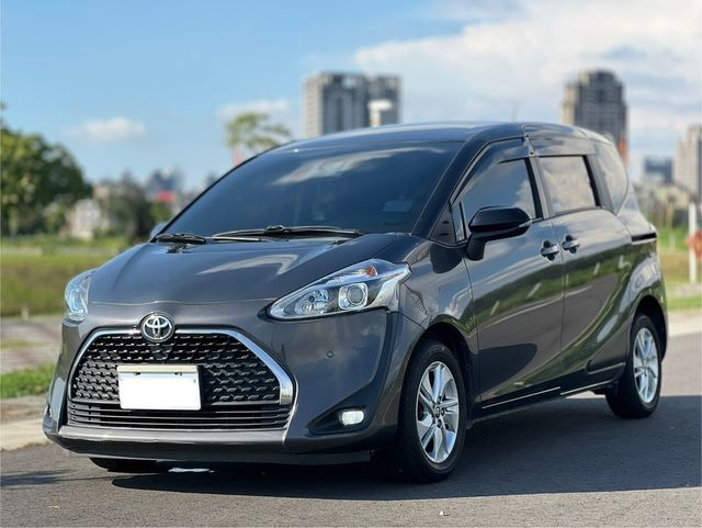 TOYOTA豐田 SIENTA  第1張相片