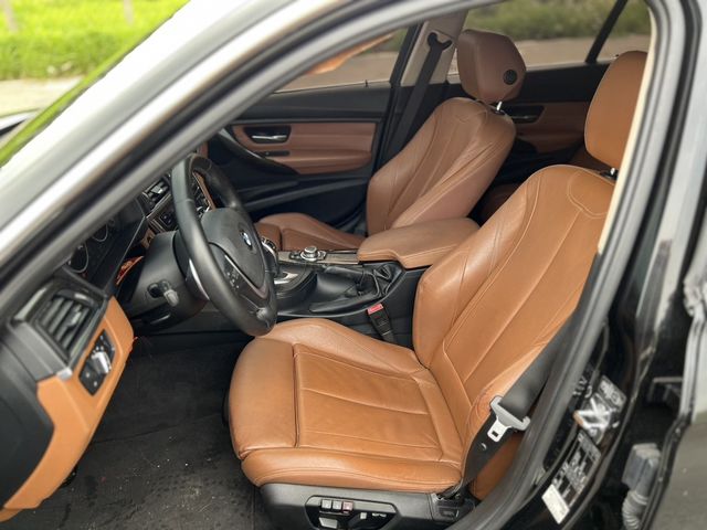 BMW寶馬 328I  第9張相片