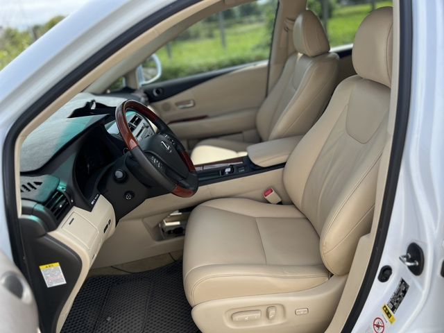 LEXUS凌志 RX450H  第8張相片