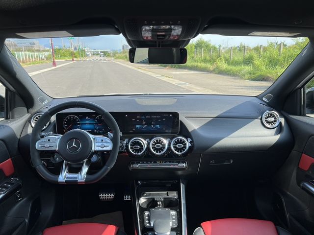 M-BENZ賓士 GLA35 AMG  第12張相片