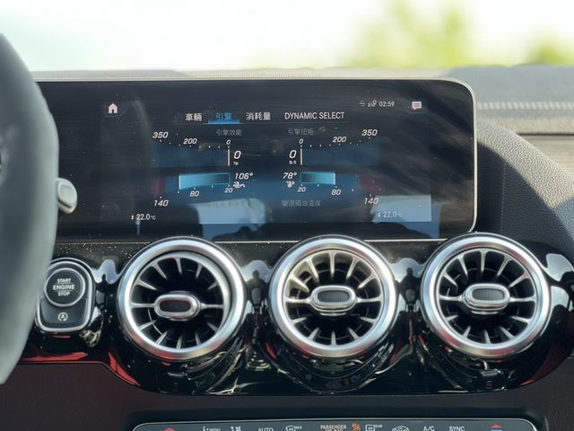 M-BENZ賓士 GLA35 AMG  第15張相片