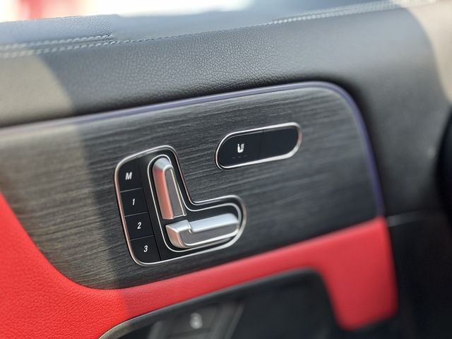 M-BENZ賓士 GLA35 AMG  第17張相片