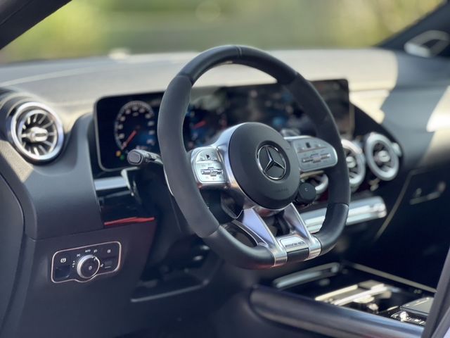 M-BENZ賓士 GLA35 AMG  第20張相片