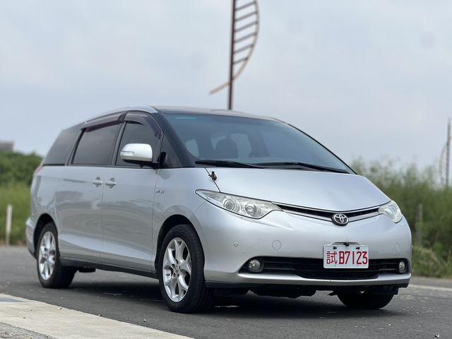 TOYOTA豐田 PREVIA  第3張相片
