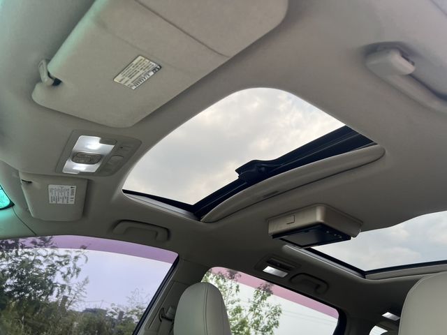 TOYOTA豐田 PREVIA  第7張相片