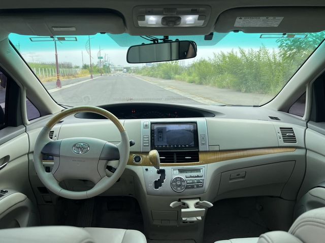 TOYOTA豐田 PREVIA  第13張相片