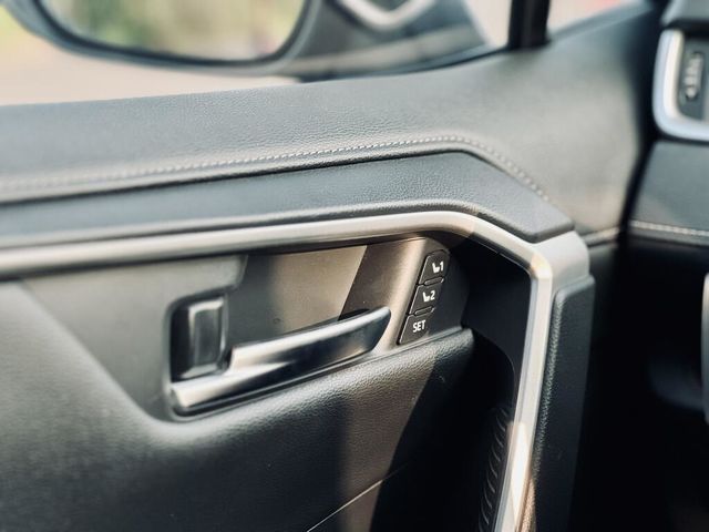 TOYOTA豐田 RAV4  第16張相片