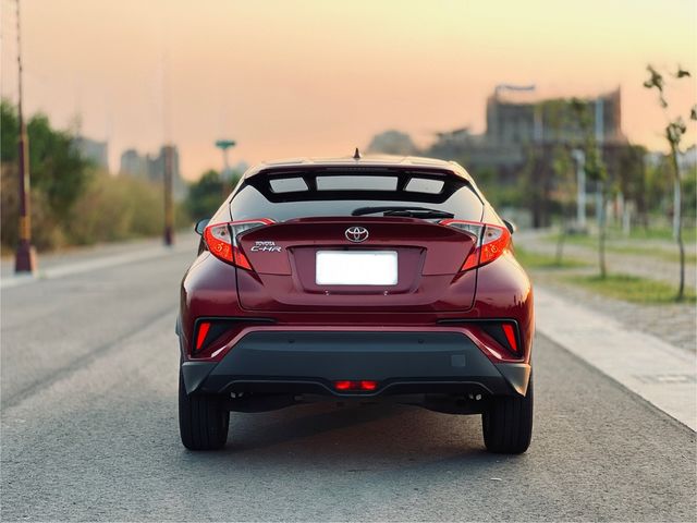 TOYOTA豐田 C-HR  第5張相片