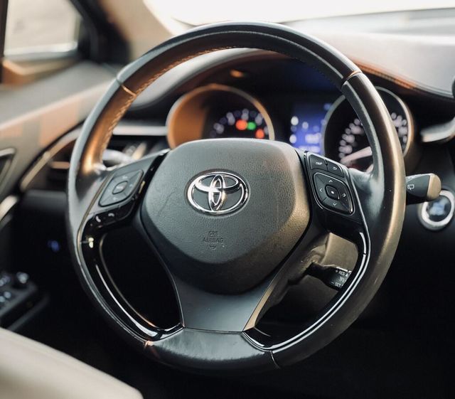 TOYOTA豐田 C-HR  第9張相片