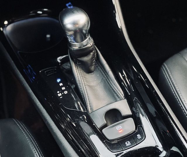 TOYOTA豐田 C-HR  第10張相片