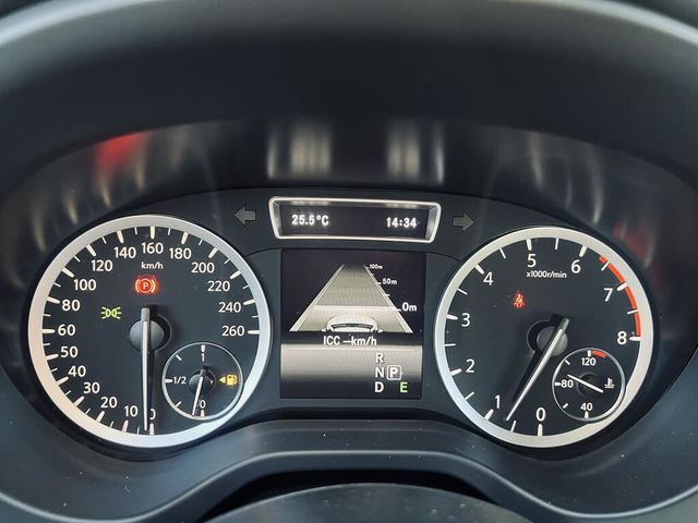 INFINITI無限 Q30  第12張相片