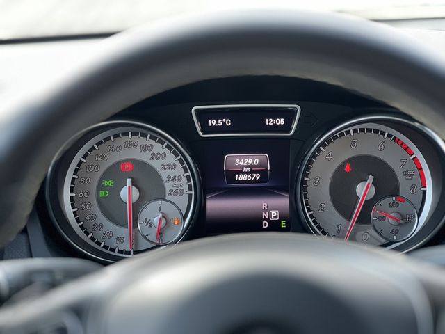 M-BENZ賓士 CLA200  第9張相片