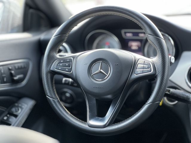 M-BENZ賓士 CLA200  第10張相片