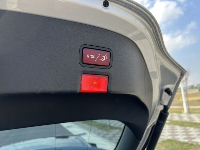 M-BENZ賓士 CLA200  第14張相片