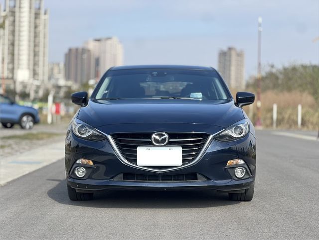 MAZDA馬自達 MAZDA 3  第2張相片