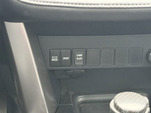 TOYOTA豐田 RAV4  第11張相片