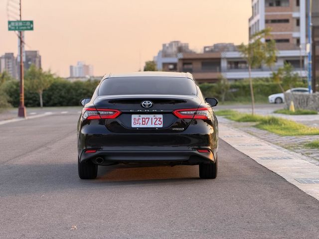 TOYOTA豐田 CAMRY HYBRID  第5張相片