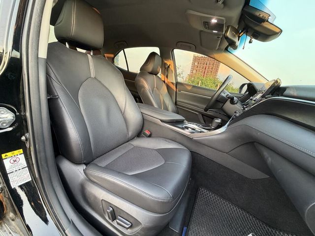 TOYOTA豐田 CAMRY HYBRID  第15張相片